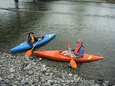Morison Bush Kayaks in Waiohine
Photo: Simon
2011-11-26 14.18.12; '2011 Nov 26 14:18'
Original size: 4,000 x 3,000; 6,896 kB
2011-11-26 14.18.12 P1020978 Simon Morison Bush Kayaks in Waiohine.jpeg