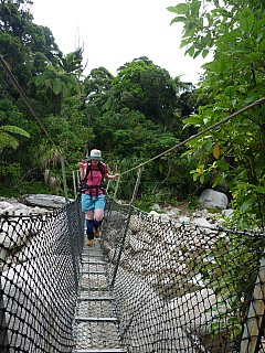 Swingbridge
Photographer;&nbsp;Simon
2011-01-23&nbsp;09.31.21;&nbsp;Metadata time: '2011 Jan 23 09:31'
Original size:&nbsp;3,000 x 4,000; 6,170 kB
Filename: 2011-01-23 09.31.21 P1010950 Simon Swingbridge.jpeg