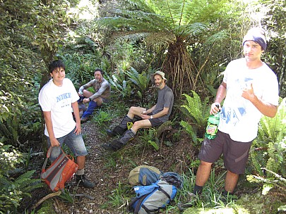 Morning Tea On Track
Photographer;&nbsp;Brian
2013-01-26&nbsp;11.19.37;&nbsp;Metadata time: '2013 Jan 26 11:19'
Original size:&nbsp;3,072 x 2,304; 1,492 kB
Filename: 2013-01-26 11.19.37 IMG_2801 Brian - morning tea on track.jpeg