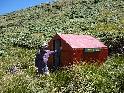 Simon at Toka Biv
Photographer;&nbsp;Simon
2013-01-26&nbsp;14.23.41;&nbsp;Metadata time: '2013 Jan 26 14:23'
Original size:&nbsp;4,000 x 3,000; 7,642 kB
Filename: 2013-01-26 14.23.41 P1040649 Simon - Simon at Toka Biv.jpeg