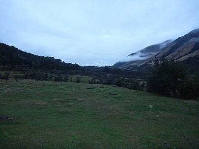 Looking down Hope from hut
Photo: Simon
2013-04-21 07.11.02; '2013 Apr 21 07:11'
Original size: 4,000 x 3,000; 3,884 kB
2013-04-21 07.11.02 P1040994 Simon - Looking down Hope from hut.jpeg