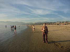 2014-01-18 16.24.25 P1000045 Simon - Santa Monica Beach, Simon drinking an Arnold Palmer.jpeg: 4000x3000, 5691k (2014 Jan 19 12:24) 2014-01-18 16.24.25 P1000045 Simon - Santa Monica Beach, Simon drinking an Arnold Palmer.jpeg: 4000x3000, 5691k (2014 Jan 19 12:24)
