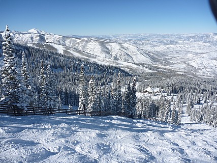 On Reidar's, Gwyn's High Alpine below
Photographer;&nbsp;Simon
2014-02-02&nbsp;13.36.42;&nbsp;Metadata time: '2014 Feb 02 13:36'
Original size:&nbsp;4,000 x 3,000; 6,671 kB
Filename: 2014-02-02 13.36.42 P1000321 Simon - on Reidar's, Gwyn's High Alpine below.jpeg