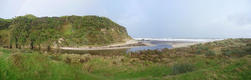Sandhills Beach
Photographer;&nbsp;Simon
2014-04-21&nbsp;08.10.00;&nbsp;Metadata time: '2014 Apr 21 08:10'
Original size:&nbsp;8,400 x 2,678; 3,122 kB;&nbsp;stitch
Filename: 2014-04-21 08.10.00 Panorama Simon - Sandhills Beach_stitch.jpg
