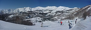 2015-02-16 09.57.00 Panorama Simon - Jim at top at Tsuga #2_stitch.jpg: 8625x2888, 4959k (2015 Jun 14 16:15)