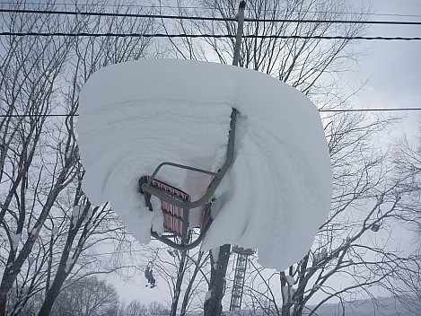 Snow on chair on unused Kamo 4 lift
Photographer;&nbsp;Simon
2015-02-10&nbsp;11.48.34;&nbsp;Metadata time: '2015 Feb 10 15:48'
Original size:&nbsp;4,000 x 3,000; 6,376 kB
Filename: 2015-02-10 11.48.34 P1010387 Simon - snow on chair on unused Kamo4 lift.jpeg