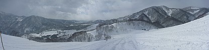 2015-02-14 12.11.00 Panorama Simon - Sky View vista_stitch stereo.jpg: 11745x2823, 4541k (2015 Jun 11 18:52)