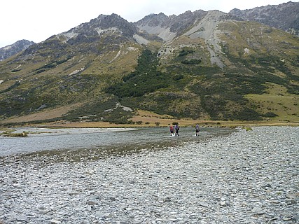 Crossing the Ahuriri
Photographer;&nbsp;Philip
2016-01-07&nbsp;12.28.47;&nbsp;Metadata time: '2016 Jan 07 12:28'
Original size:&nbsp;4,320 x 3,240; 5,291 kB
Filename: 2016-01-07 12.28.47 P1040113 Philip - crossing the Ahuriri.jpeg