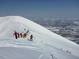 Skiing Niseko