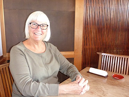 Anne at Innsyoutei
Photographer;&nbsp;Simon
2017-01-11&nbsp;13.45.13;&nbsp;Metadata time: '2017 Jan 11 13:45'
Original size:&nbsp;4,608 x 3,456; 6,222 kB
Filename: 2017-01-11 13.45.13 P1010186 Simon - Anne at Innsyoutei.jpeg