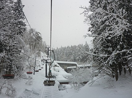 Shinyu access lift
Photographer;&nbsp;Simon
2017-01-19&nbsp;10.34.35;&nbsp;Metadata time: '2017 Jan 19 10:34'
Original size:&nbsp;3,991 x 2,993; 4,784 kB;&nbsp;str
Filename: 2017-01-19 10.34.35 P1010444 Simon - Shinyu access lift_str.jpeg