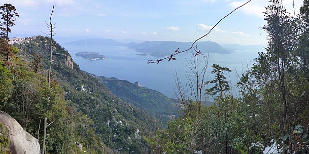 2017-01-21 13.00.49 Panorama Simon - Ropeway station and Aki-nada Sea_stitch.jpg: 6653x3319, 18686k (2017 Jul 06 21:21) 2017-01-21 13.00.49 Panorama Simon - Ropeway station and Aki-nada Sea_stitch.jpg: 6653x3319, 18686k (2017 Jul 06 21:21)