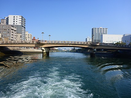 Heiwa Odori Ota River Bridge
Photographer;&nbsp;Simon
2017-01-21&nbsp;10.15.45;&nbsp;Metadata time: '2017 Jan 21 10:15'
Original size:&nbsp;4,608 x 3,456; 5,833 kB
Filename: 2017-01-21 10.15.45 P1010557 Simon - Heiwa Odori Ota River Bridge.jpeg
