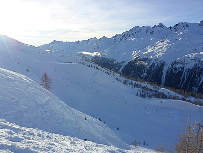 View from Pylônes
Photographer;&nbsp;Simon
2018-01-23&nbsp;16.20.38;&nbsp;Metadata time: '2018 Jan 23 16:20'
Original size:&nbsp;4,608 x 3,456; 6,297 kB
Filename: 2018-01-23 16.20.38 P1010858 Simon - view from Pylônes.jpeg