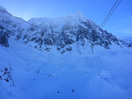 L'Aiguille du Midi  2 gondola
Photographer;&nbsp;Simon
2018-01-24&nbsp;10.01.58;&nbsp;Metadata time: '2018 Jan 24 10:01'
Original size:&nbsp;4,608 x 3,456; 6,014 kB
Filename: 2018-01-24 10.01.58 P1010866 Simon - L'Aiguille du Midi 2 gondola.jpeg