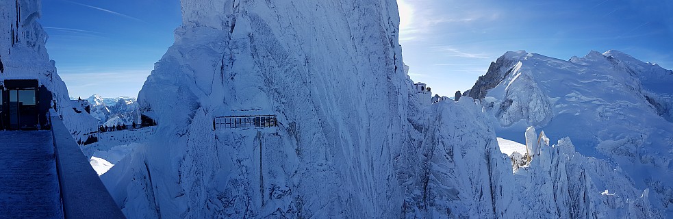 L'Aiguille du Midi and Mont Blanc
Photographer;&nbsp;Jim
2018-01-24&nbsp;10.28.17;&nbsp;Metadata time: '2018 Jan 24 10:28'
Original size:&nbsp;9,148 x 2,977; 22,372 kB;&nbsp;stitch
Filename: 2018-01-24 10.28.17 Jim - L'Aiguille du Midi and Mont Blanc_stitch.jpg