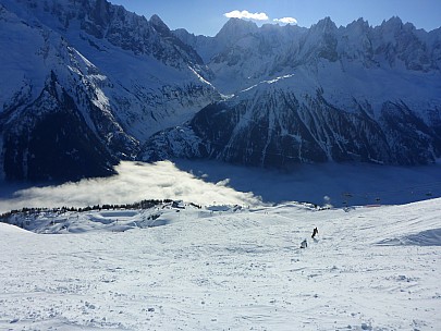 Pic Janvier
Photographer;&nbsp;Simon
2018-01-27&nbsp;10.42.00;&nbsp;Metadata time: '2018 Jan 27 10:42'
Original size:&nbsp;4,608 x 3,456; 6,141 kB
Filename: 2018-01-27 10.42.00 P1020021 Simon - pic janvier.jpeg