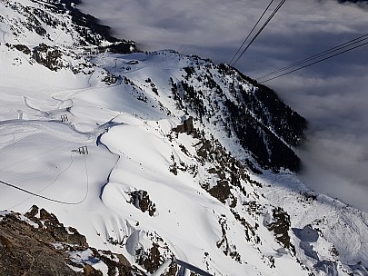 View from Le Brévent
Photo: Jim
2018-01-27 12.13.49; '2018 Jan 27 12:13'
Original size: 4,032 x 3,024; 4,659 kB
2018-01-27 12.13.49 Jim - view from Le Brévent P3.jpeg