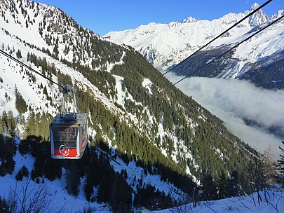 Brévent Flégère liaison
Photo: Simon
2018-01-27 14.47.06; '2018 Jan 27 14:47'
Original size: 4,608 x 3,456; 6,772 kB
2018-01-27 14.47.06 P1020047 Simon - Brévent Flégère liaison.jpeg