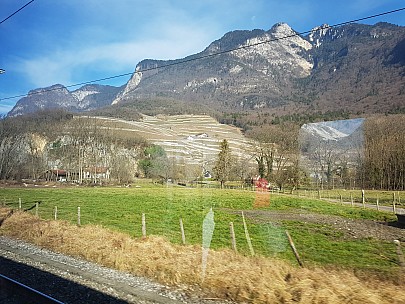 View From Train
Photographer;&nbsp;Jim
2018-01-28&nbsp;13.12.47;&nbsp;Metadata time: '2018 Jan 28 13:12'
Original size:&nbsp;4,032 x 3,024; 5,774 kB
Filename: 2018-01-28 13.12.47 Jim - view from train.jpeg