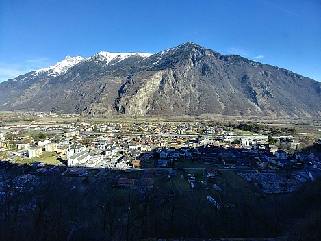 2018-01-28 12.29.17_HDR LG6 Simon - Martigny from train.jpeg: 4160x3120, 4193k (2018 Jan 29 07:43)