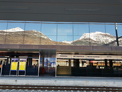 Gare de Visp
Photographer;&nbsp;Jim
2018-01-29&nbsp;13.30.31;&nbsp;Metadata time: '2018 Jan 29 13:30'
Original size:&nbsp;4,032 x 3,024; 4,287 kB
Filename: 2018-01-29 13.30.31 Jim - Gare de Visp.jpeg