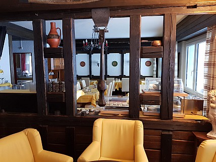 Hotel Adonis dining room
Photographer;&nbsp;Jim
2018-01-29&nbsp;15.19.46;&nbsp;Metadata time: '2018 Jan 29 15:19'
Original size:&nbsp;4,032 x 3,024; 3,649 kB
Filename: 2018-01-29 15.19.46 Jim - Hotel Adonis dining room.jpeg