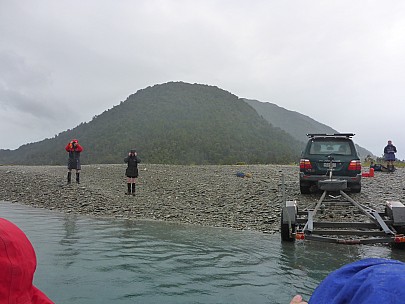 2019-01-13 10.39.12 P1020368 Simon - leaving the Paringa launching area.jpeg: 4608x3456, 6048k (2019 Jun 20 21:11)