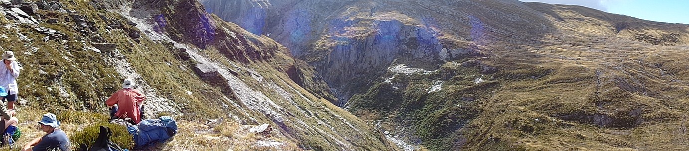 2019-01-18 10.20.08 DSC02588 Alan - party, Clarke, and Solution Range panorama.jpeg: 4912x1080, 2760k (2019 Jun 20 20:42) 2019-01-18 10.20.08 DSC02588 Alan - party, Clarke, and Solution Range panorama.jpeg: 4912x1080, 2760k (2019 Jun 20 20:42)