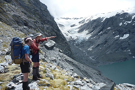 2019-01-18 13.44.06 P1050754 Philip - Alan and Bruce on Lower Otoko saddle looking at Lake Otoko.jpeg: 4320x2880, 5165k (2019 Jun 24 21:12) 2019-01-18 13.44.06 P1050754 Philip - Alan and Bruce on Lower Otoko saddle looking at Lake Otoko.jpeg: 4320x2880, 5165k (2019 Jun 24 21:12)