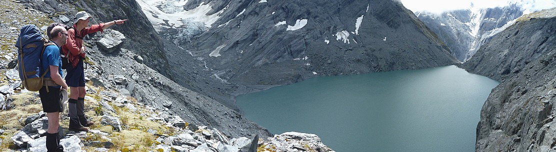 2019-01-18 13.44.06 Panorama Philip - Alan and Bruce on Lower Otoko saddle looking at Lake Otoko_stitch.jpg: 7165x1958, 14661k (2019 Jun 24 21:12) 2019-01-18 13.44.06 Panorama Philip - Alan and Bruce on Lower Otoko saddle looking at Lake Otoko_stitch.jpg: 7165x1958, 14661k (2019 Jun 24 21:12)