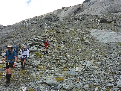 2019-01-18 16.02.02 P1020639 Simon - Alan Philip Brian looking up our route down.jpeg: 4608x3456, 6223k (2019 Jun 20 21:11) 2019-01-18 16.02.02 P1020639 Simon - Alan Philip Brian looking up our route down.jpeg: 4608x3456, 6223k (2019 Jun 20 21:11)