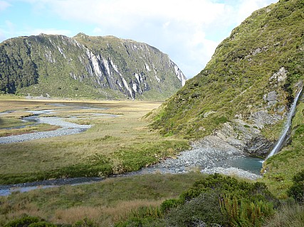 Kea Cliffs from water stop
Photographer;&nbsp;Brian
2019-01-18&nbsp;08.45.45;&nbsp;Metadata time: '2019 Jan 18 08:45'
Original size:&nbsp;4,000 x 3,000; 4,623 kB
Filename: 2019-01-18 08.45.45 P1010597 Brian - Kea Cliffs from water stop.jpeg