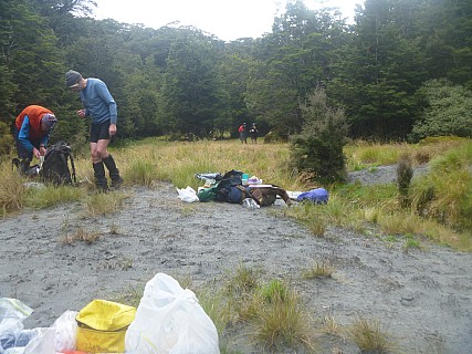 Lunch Stop
Photographer;&nbsp;Jim
2019-01-20&nbsp;12.02.09;&nbsp;Metadata time: '2019 Jan 20 12:02'
Original size:&nbsp;4,320 x 3,240; 4,792 kB
Filename: 2019-01-20 12.02.09 P1000665 Jim - lunch stop.jpeg