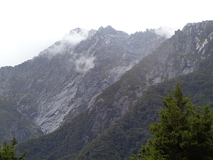 Valley Walls
Photographer;&nbsp;Alan
2019-01-21&nbsp;09.06.57;&nbsp;Metadata time: '2019 Jan 21 09:06'
Original size:&nbsp;5,152 x 3,864; 7,577 kB
Filename: 2019-01-21 09.06.57 DSC02617 Alan - valley walls.jpeg