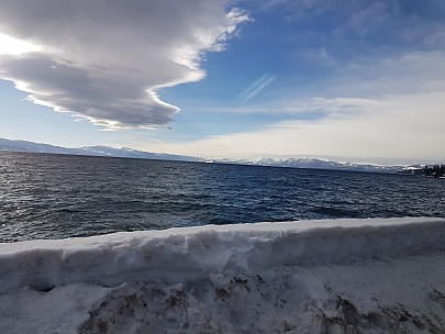 Lake Tahoe view
Photo: Jim
2019-02-25 09.17.42; '2019 Feb 25 09:17'
Original size: 4,032 x 3,024; 791 kB