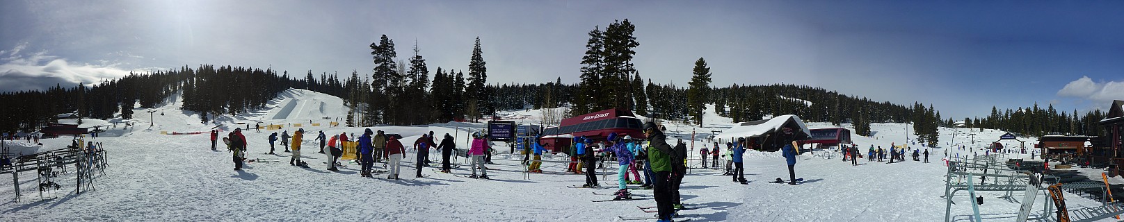 Northstar Big Springs base
Photographer;&nbsp;Simon
2019-02-25&nbsp;10.27.17;&nbsp;Metadata time: '2019 Feb 25 10:27'
Original size:&nbsp;18,352 x 3,633; 59,953 kB;&nbsp;stitch
Filename: 2019-02-25 10.27.17 Panorama Simon - Northstar Big Springs base_stitch.jpg