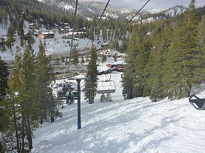 View down Lakeview Quad
Photo: Simon
2019-02-28 16.00.28; '2019 Feb 28 16:00'
Original size: 4,608 x 3,456; 6,412 kB
2019-02-28 16.00.28 P1020737 Simon - view down Lakeview Quad.jpeg