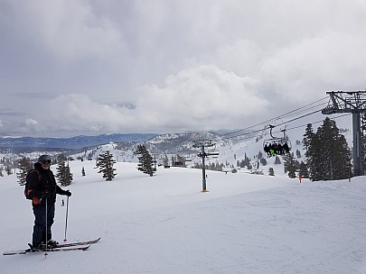 Simon at top of Big Blue Express
Photo: Jim
2019-03-01 11.36.25; '2019 Mar 01 11:36'
Original size: 4,032 x 3,024; 3,079 kB
2019-03-01 11.36.25 Jim - Simon at top of Big Blue Express.jpeg