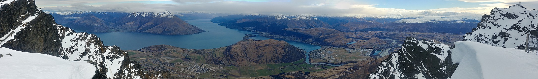 Queenstown
Photographer;&nbsp;Simon
2020-08-02&nbsp;11.21.15;&nbsp;Metadata time: '2020 Aug 02 11:21'
Original size:&nbsp;13,763 x 2,030; 24,787 kB;&nbsp;stitch
Filename: 2020-08-02 11.21.15_HDR LG6 Simon - Queenstown_stitch.jpg