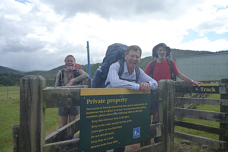 Three amigos at Poads Road
Photo: Philip
2021-01-22 10.00.59; '2021 Jan 22 10:00'
Original size: 4,320 x 2,880; 5,012 kB
2021-01-22 10.00.59 P1060389 Philip - Three amigos at Poads Road.jpeg