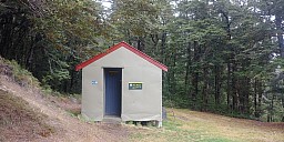 Bealey Hut
Photographer;&nbsp;Simon
2021-03-15&nbsp;15.36.28;&nbsp;Metadata time: '2021 Mar 15 15:36'
Original size:&nbsp;4,160 x 2,080; 5,042 kB
Filename: 2021-03-15 15.36.28 Simon - Bealey Hut.jpeg