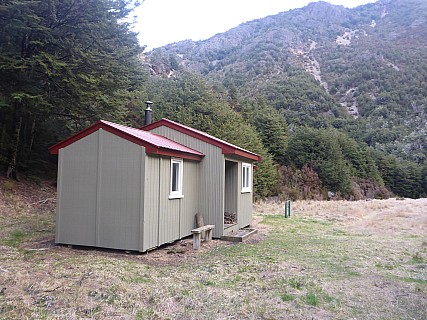 Jollie Brook Hut
Photographer;&nbsp;Simon
2021-09-18&nbsp;17.30.08;&nbsp;Metadata time: '2021 Sept 18 17:30'
Original size:&nbsp;4,608 x 3,456; 6,465 kB
Filename: 2021-09-18 17.30.08 P1030585 Simon - Jollie Brook Hut.jpeg