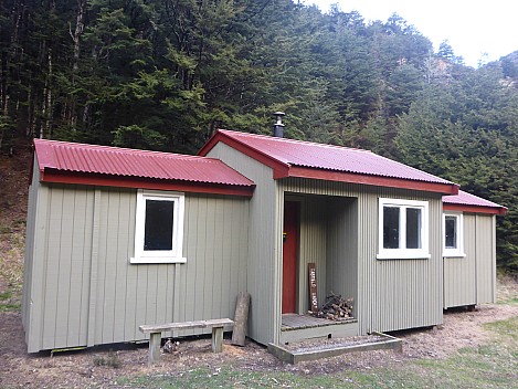 Sisters car park to Jollie Brook Hut