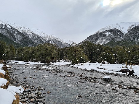 2022-08-01 12.40.58 S20 Simon - view up towards Harper Pass.jpeg: 4032x3024, 4625k (2022 Dec 11 14:58)