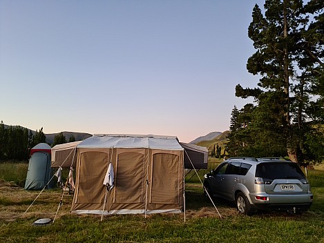 Evening Camper Trailer at St Bathans campsite
Photo: Simon
2022-12-28 21.42.21; '2022 Dec 28 21:42'
Original size: 9,248 x 6,936; 11,956 kB