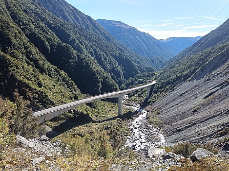 Arthurs Pass Viaduct
Photo: Philip
2023-04-15 12.19.16; '2023 Apr 15 12:19'
Original size: 8,000 x 6,000; 15,898 kB
2023-04-15 12.19.16 Philip - Arthurs Pass Viaduct.jpeg
