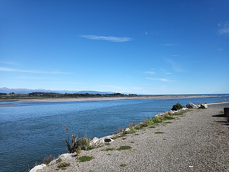 Hokitika River mouth
Photo: Philip
2023-04-15 13.35.17; '2023 Apr 15 13:35'
Original size: 8,000 x 6,000; 11,568 kB
2023-04-15 13.35.17 Philip - Hokitika River mouth.jpeg