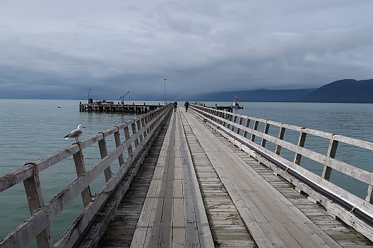 Philip and Simon on the Jackson Bay Wharf
Photo: Brian
2023-04-21 13.03.04; '2023 Apr 21 13:03'
Original size: 5,472 x 3,648; 7,037 kB
2023-04-21 13.03.04 IMG_0859 Brian - Philip and Simon on the Jackson Bay Wharf.jpeg Philip and Simon on the Jackson Bay Wharf
Photo: Brian
2023-04-21 13.03.04; '2023 Apr 21 13:03'
Original size: 5,472 x 3,648; 7,037 kB
2023-04-21 13.03.04 IMG_0859 Brian - Philip and Simon on the Jackson Bay Wharf.jpeg