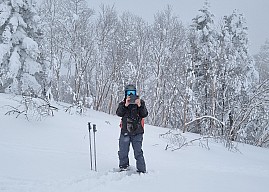 At Prince Hotel East Wing skiing Central Shiga Kōgen
Simon taking a picture of Shiga Kōgen Terakoya
Photo: Jim
2024-03-04 10.47.18; '2024 Mar 04 10:47'
Original size: 2,992 x 2,132; 2,173 kB